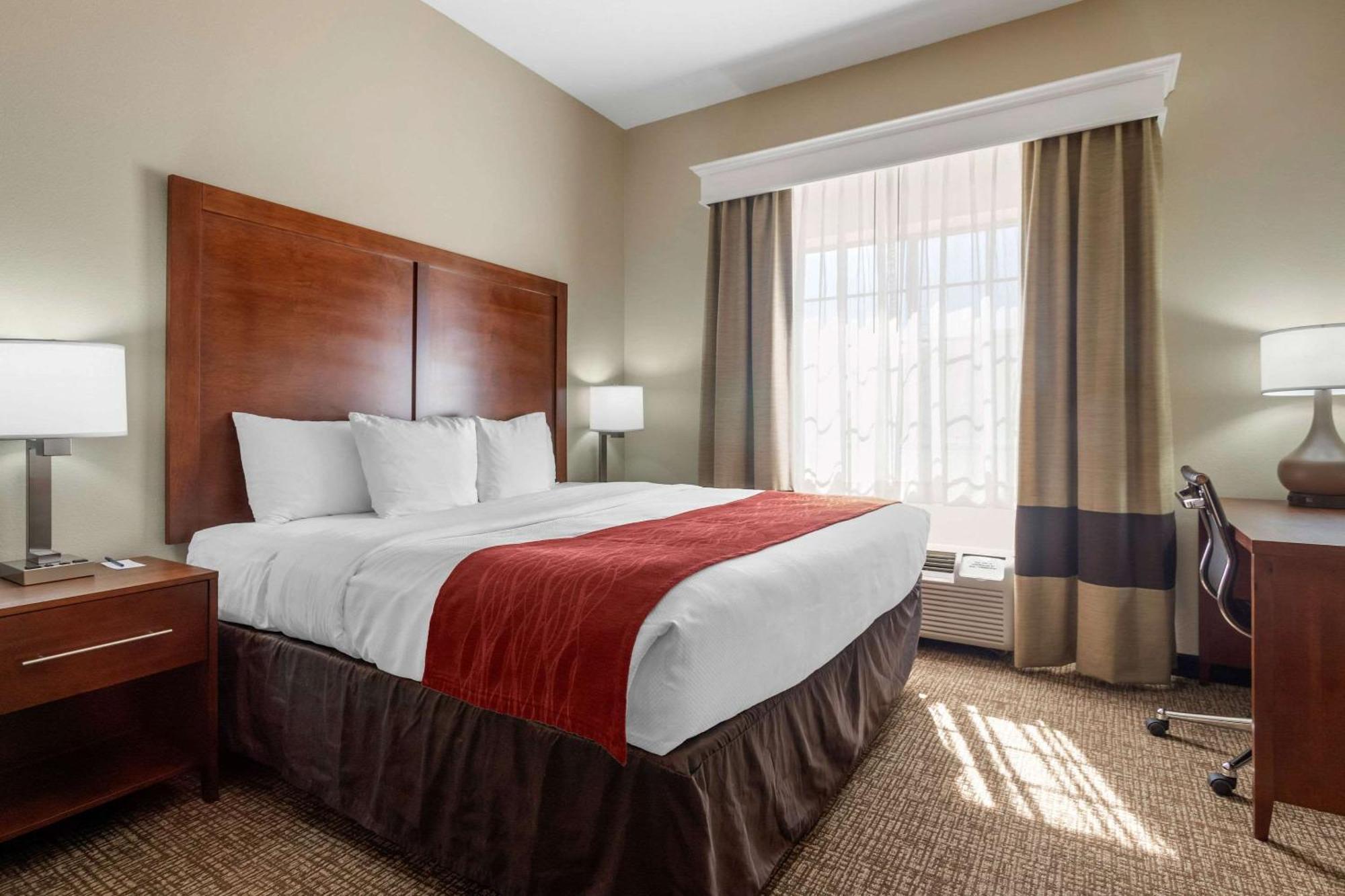 Comfort Inn & Suites Glenpool Buitenkant foto