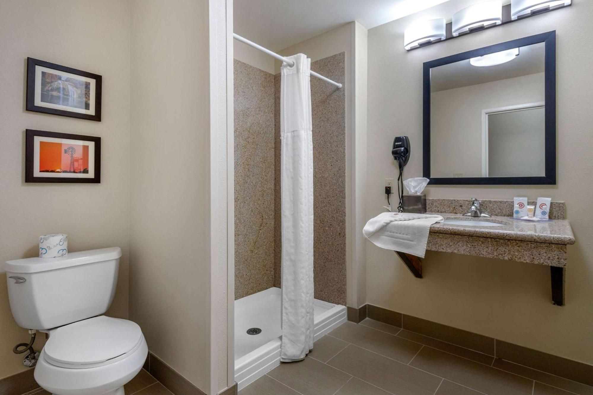 Comfort Inn & Suites Glenpool Buitenkant foto