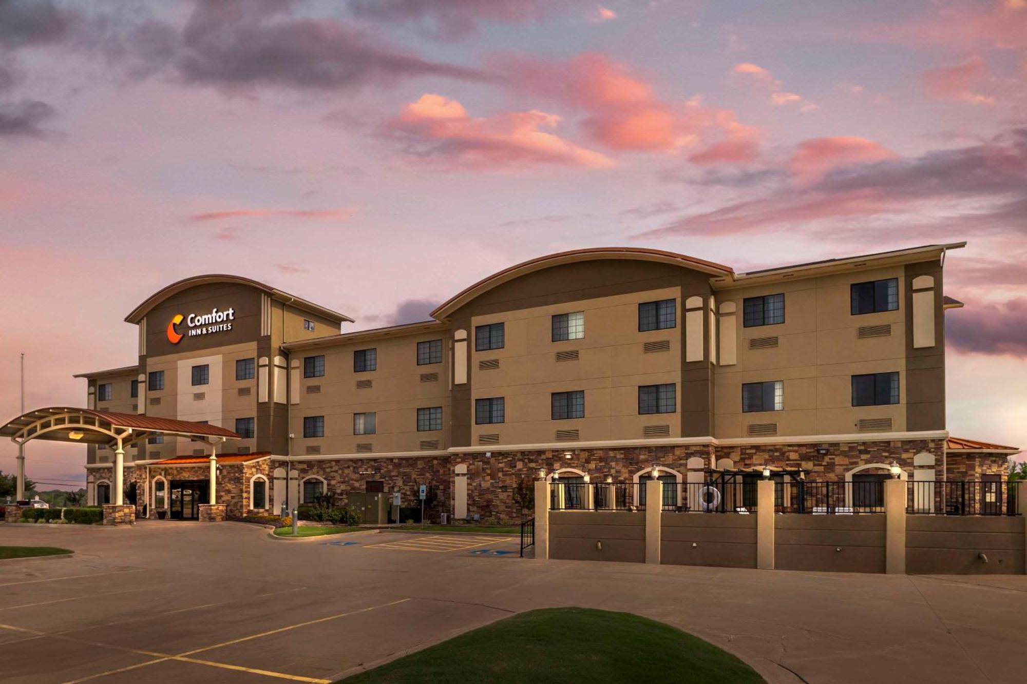 Comfort Inn & Suites Glenpool Buitenkant foto